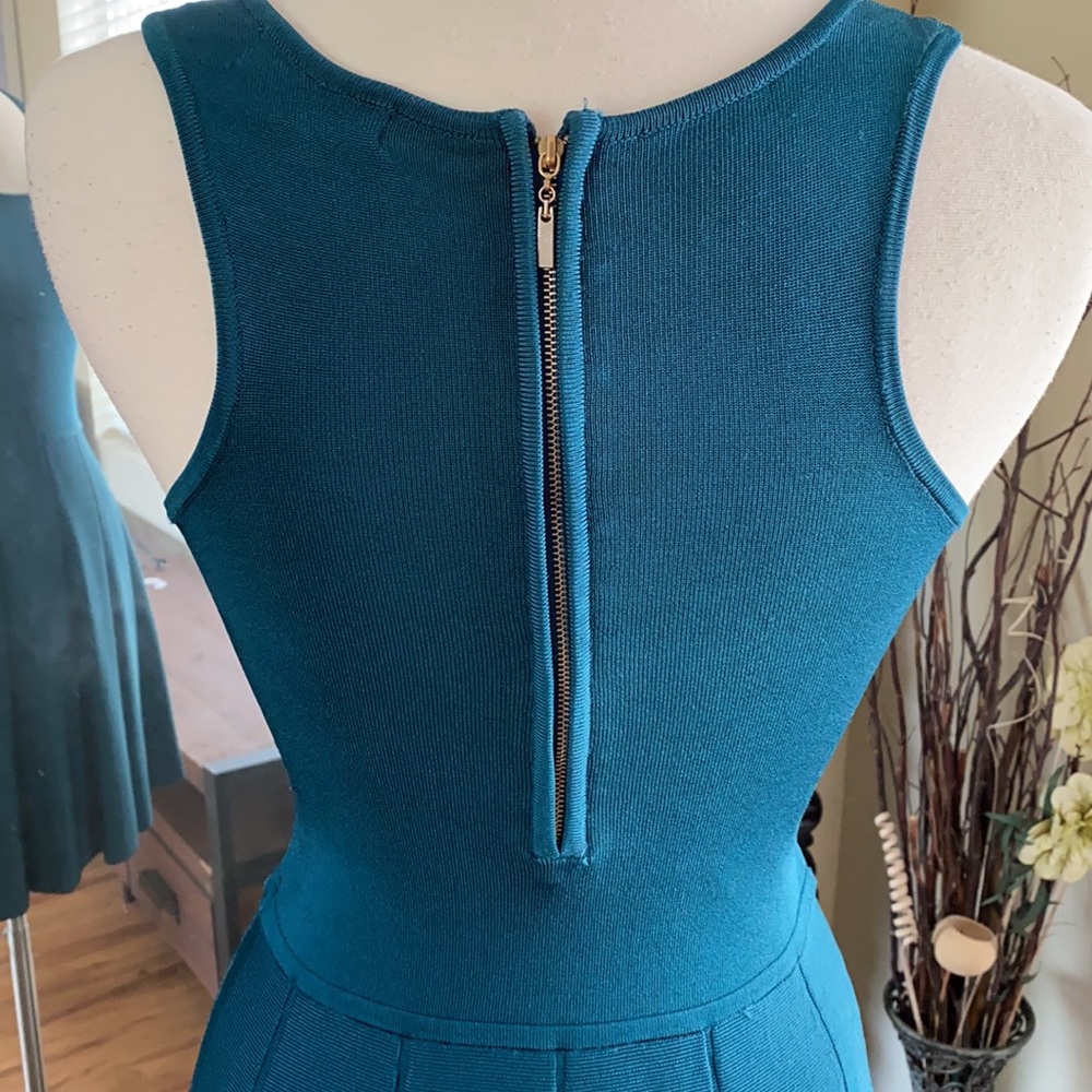 Cocktail Dress. - Picture 4 of 8